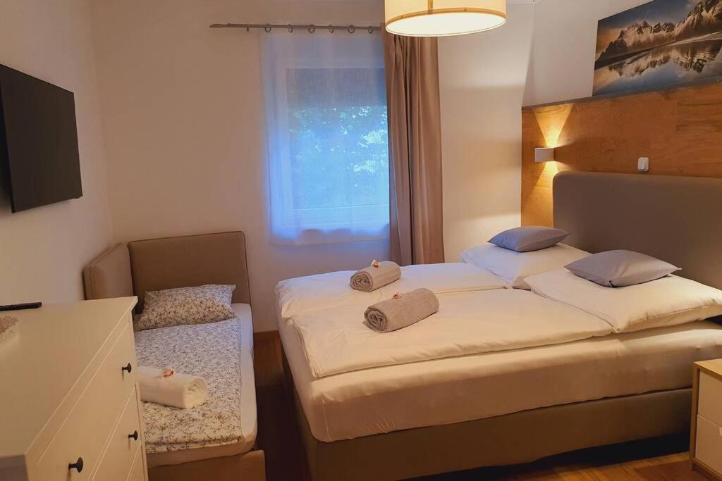 בודנסדורף Tiny Kozma Apartment מראה חיצוני תמונה
